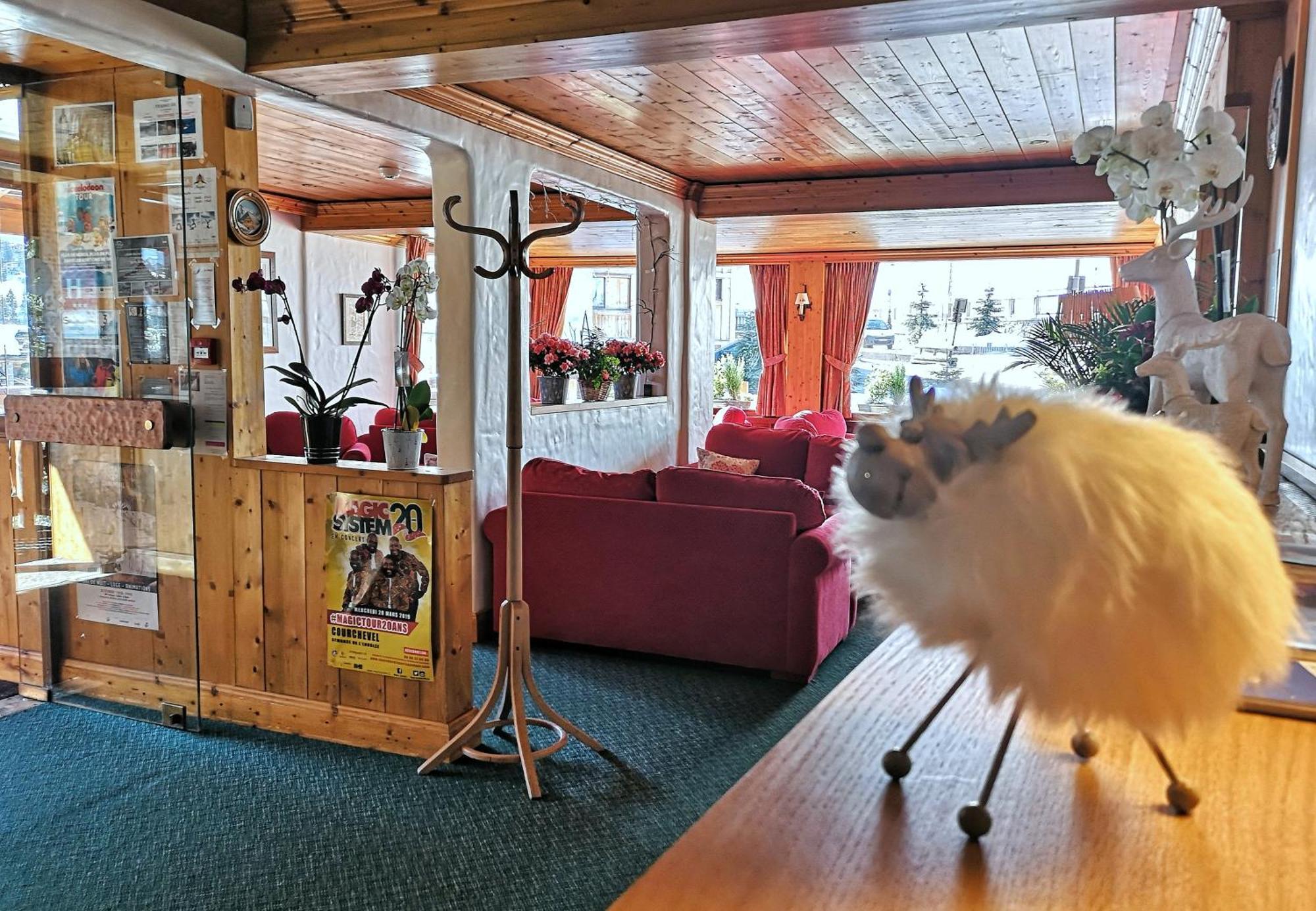 Hotel Les Flocons Κουρσεβέλ Εξωτερικό φωτογραφία
